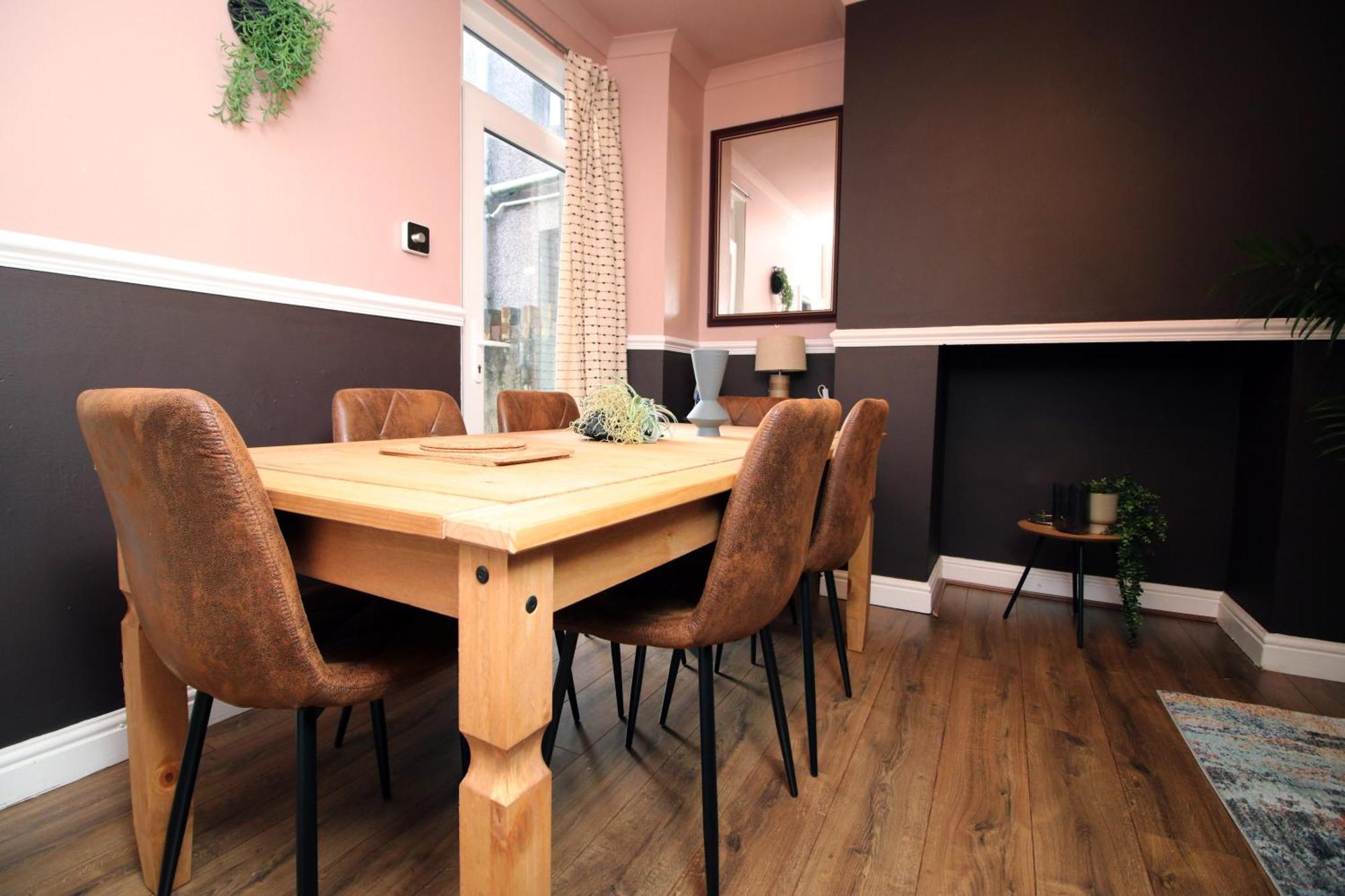 Cosy 3Br Home, Scenic Views, Ideal For Walks & Work Abertillery Eksteriør billede