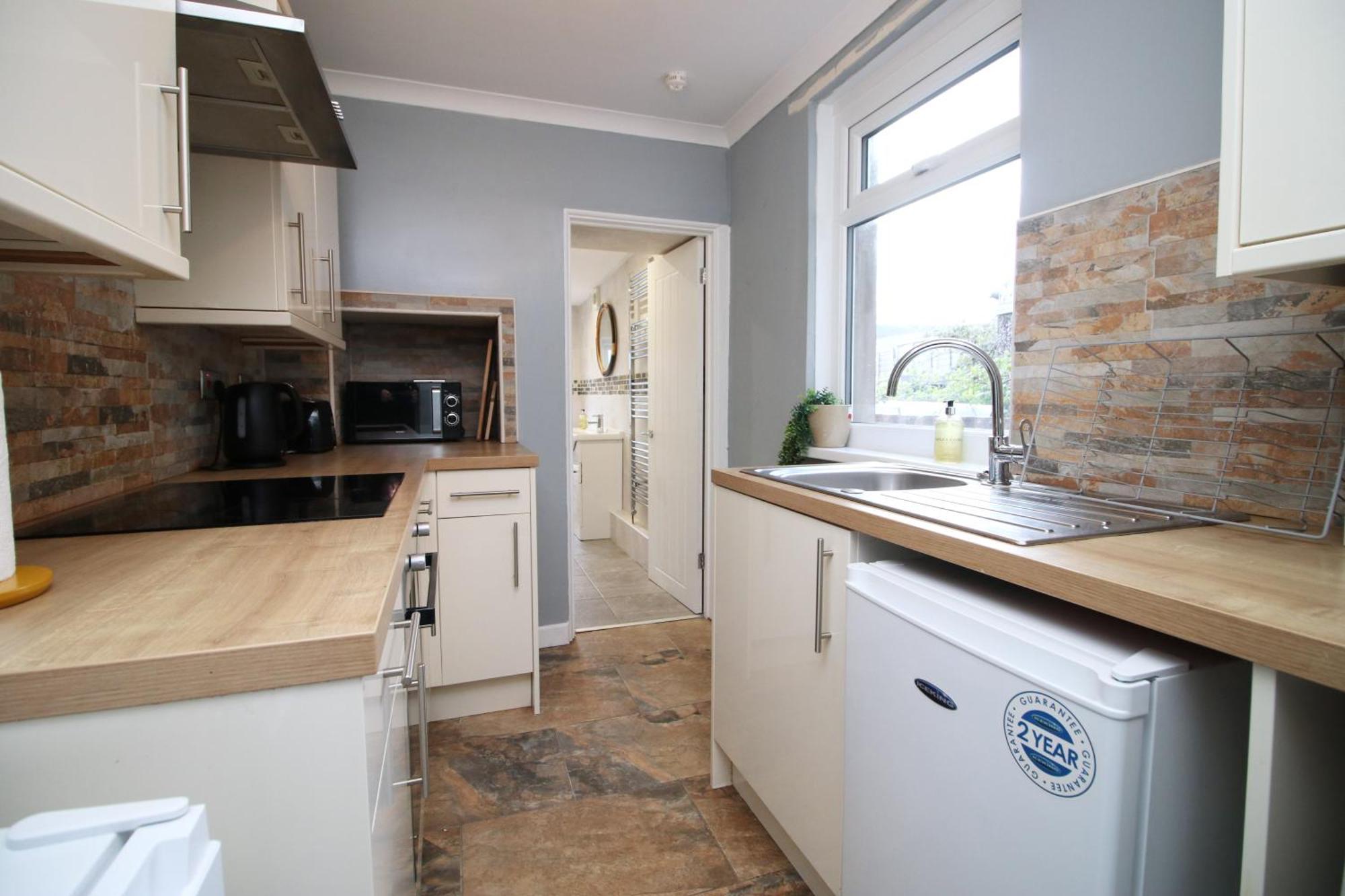 Cosy 3Br Home, Scenic Views, Ideal For Walks & Work Abertillery Eksteriør billede